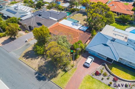 Property photo of 22 Templetonia Avenue Sorrento WA 6020