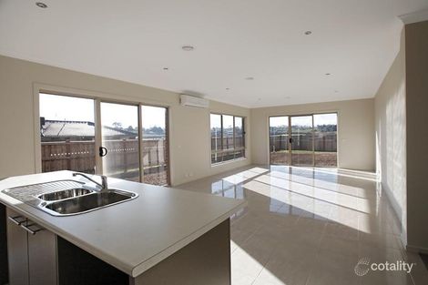 Property photo of 10 Martin Place Kyneton VIC 3444