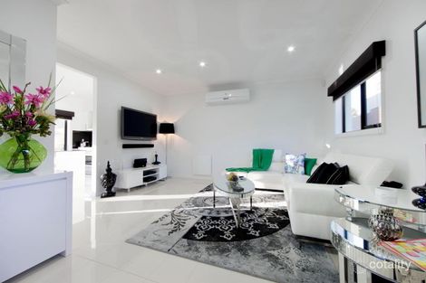 Property photo of 2/8-10 Dahmen Street Carrum VIC 3197