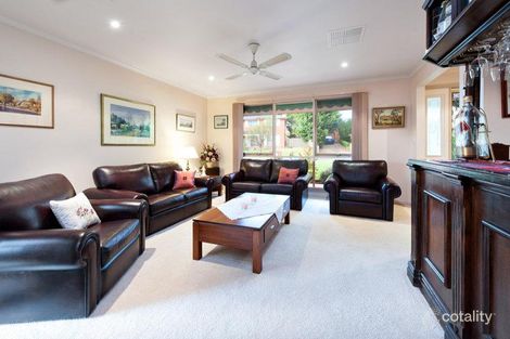 Property photo of 3 Maxine Drive St Helena VIC 3088