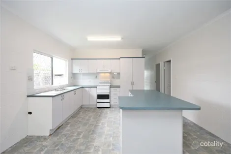 Property photo of 6 Townsend Close Edmonton QLD 4869