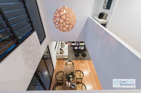 Property photo of 106 Barton Road Hawthorne QLD 4171