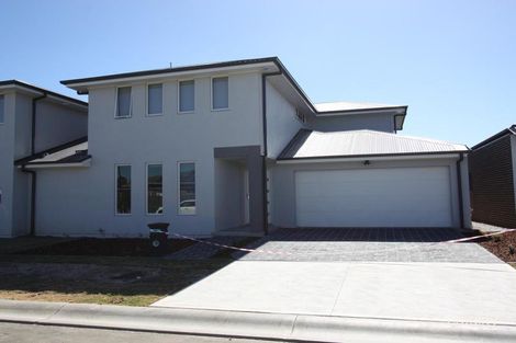 60 Stephenson Dr, Ropes Crossing, NSW 2760