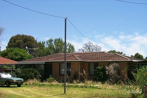 Property photo of 17 Sixth Road Armadale WA 6112