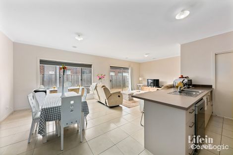 Property photo of 16 Yosemite Street Point Cook VIC 3030