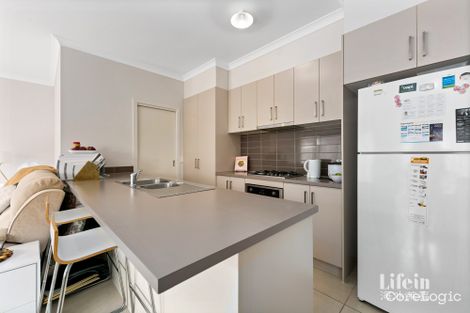 Property photo of 16 Yosemite Street Point Cook VIC 3030