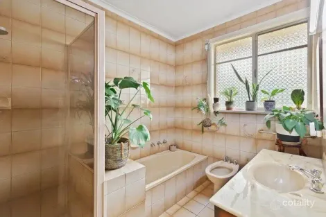 Property photo of 30 Kingsway Drive Lalor VIC 3075