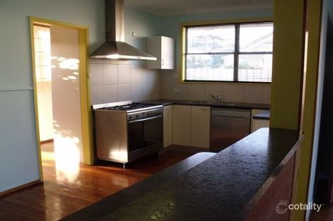 Property photo of 13 Phillips Street Lakes Entrance VIC 3909