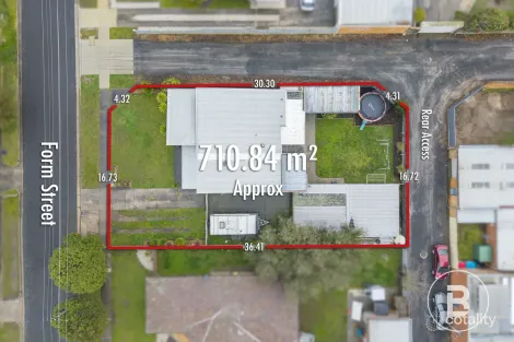 Property photo of 4 Form Street Wendouree VIC 3355