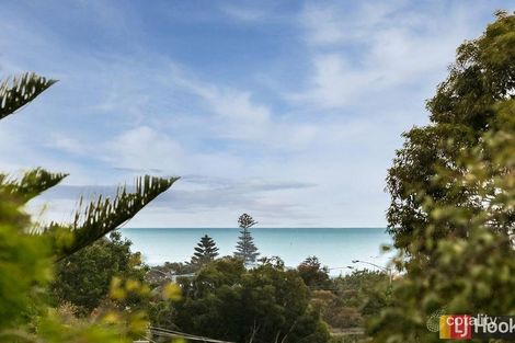 Property photo of 31 Nursery Avenue Frankston VIC 3199