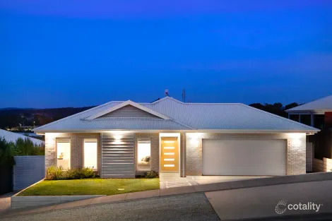11 Mckenzie Way, Mckenzie Hill, VIC 3451