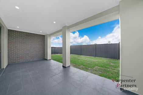 Property photo of 18 Roy Crescent Thirlmere NSW 2572