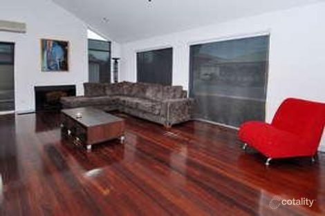 Property photo of 4 Booth Way Taylors Lakes VIC 3038