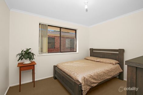 Property photo of 18 Opal Place Bossley Park NSW 2176