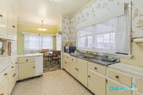 Property photo of 15 Bayview Road Glenroy VIC 3046