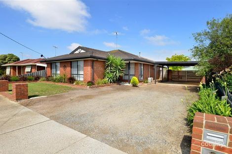 16 Trenton Pde, St Albans Park, VIC 3219