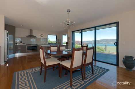 Property photo of 945 Oceana Drive Tranmere TAS 7018