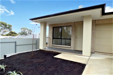 4 Linton Rd, Para Hills, SA 5096