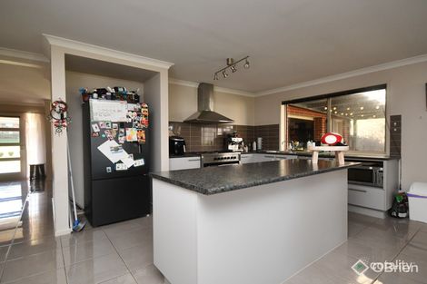 Property photo of 27 Redenbach Court Swan Reach VIC 3903