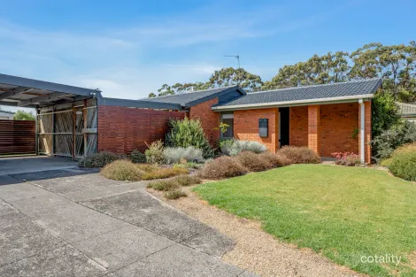 16 Webb Ct, Portland, VIC 3305