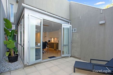 325 KOORNANG RD, CARNEGIE, VIC 3163