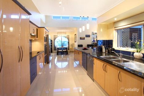 Property photo of 44 Clarence Drive Helensvale QLD 4212