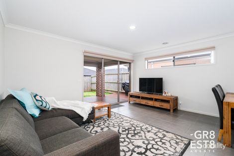 Property photo of 14 Red Cap Drive Cranbourne West VIC 3977