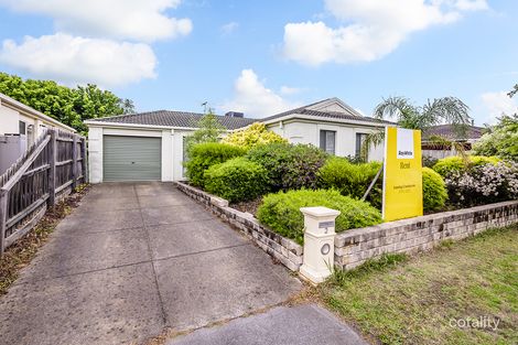 Property photo of 2 Woodside Close Hampton Park VIC 3976