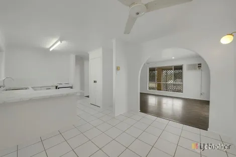 Property photo of 20 Columbia Avenue Clinton QLD 4680