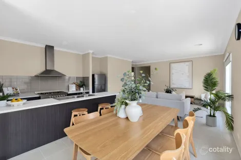 11 Whitfords Dr, Armstrong Creek, VIC 3217