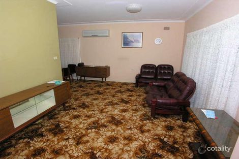 Property photo of 70 Diamond Head Drive Budgewoi NSW 2262