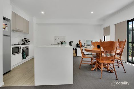 8/33 Olsen Cres, Warners Bay, NSW 2282