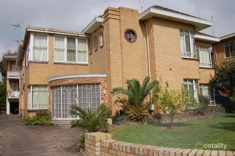 2/446 Dandenong Rd, Caulfield North, VIC 3161