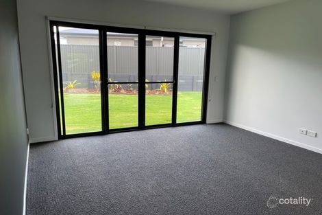 Property photo of 1 Myrtle Court Mooloolah Valley QLD 4553