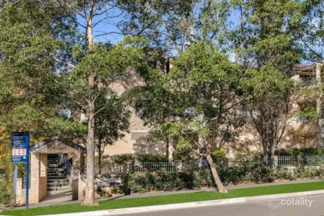 Property photo of 2/2-4 Mia Mia Street Girraween NSW 2145