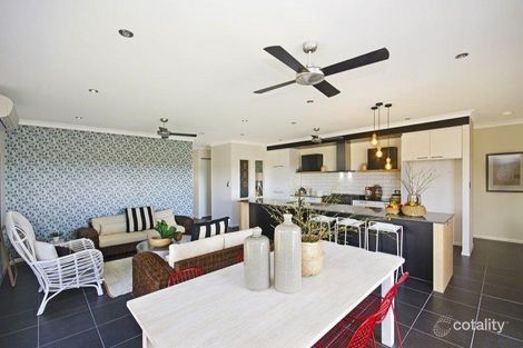 Property photo of 30 Barklya Street Mount Low QLD 4818