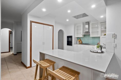 Property photo of 9 Latham Street Alfred Cove WA 6154