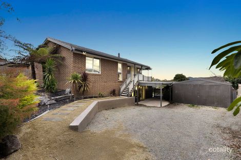 16 Grand Panorama Ct, Launching Place, VIC 3139