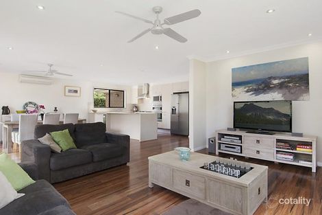 Property photo of 4 Warri Crescent Macmasters Beach NSW 2251
