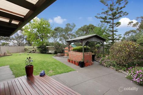 Property photo of 5 Cedar Court Altona Meadows VIC 3028