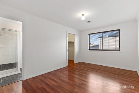 Property photo of 5 Summit Mews Hillside VIC 3037