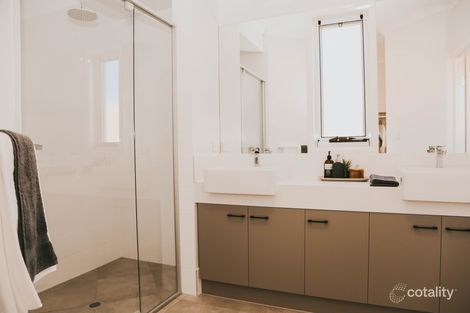 32-34 Loch Ness Cct, New Beith, QLD 4124