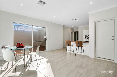 Property photo of 5/16 Calvert Way Girrawheen WA 6064