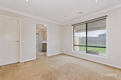 Property photo of 126 Rossack Drive Waurn Ponds VIC 3216