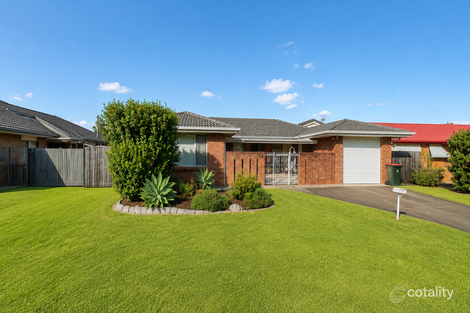 20 Lindisfarne St, Carindale, QLD 4152
