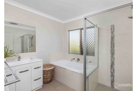 Property photo of 16 McGregor Place Springfield Lakes QLD 4300