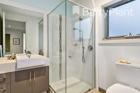 Property photo of 2/407 Waterfall Gully Road Rosebud VIC 3939