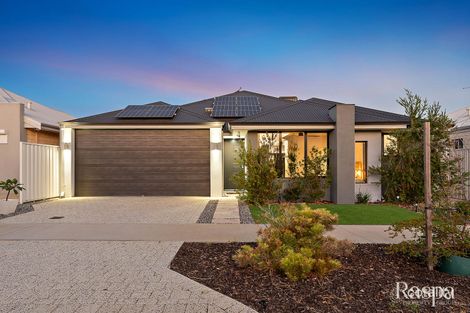 6 Dusky Ct, Lake Coogee, WA 6166