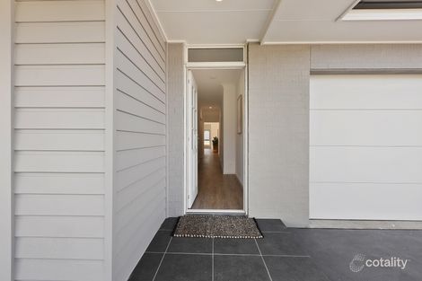 Property photo of 11 Nimmitabel Street Tullimbar NSW 2527