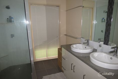 Property photo of 7 Staunton Street Emerald QLD 4720